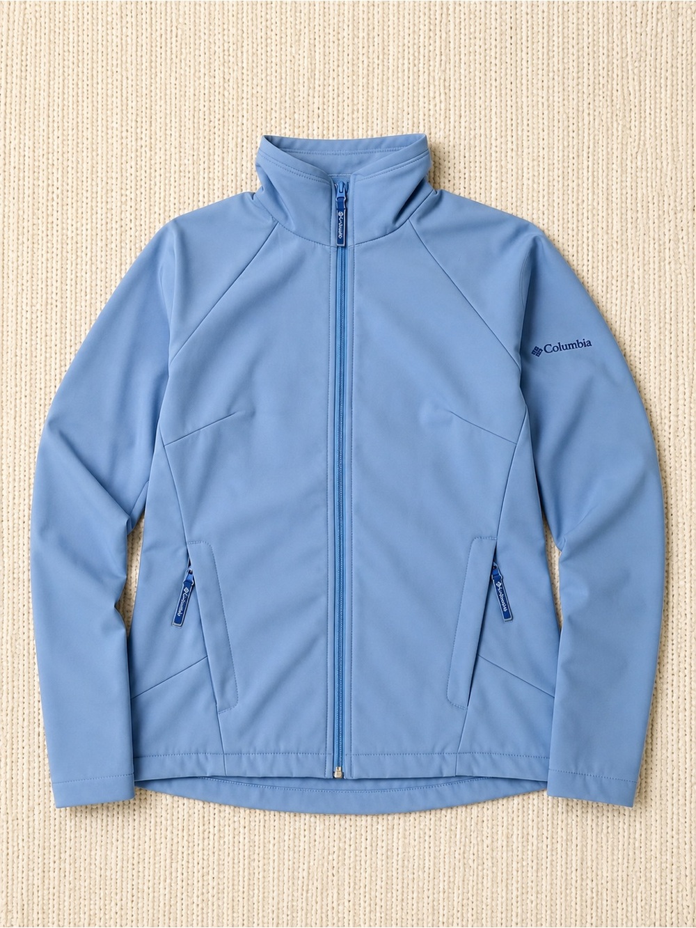 NWOT Columbia Women’s S Light Blue Softshell Jacket